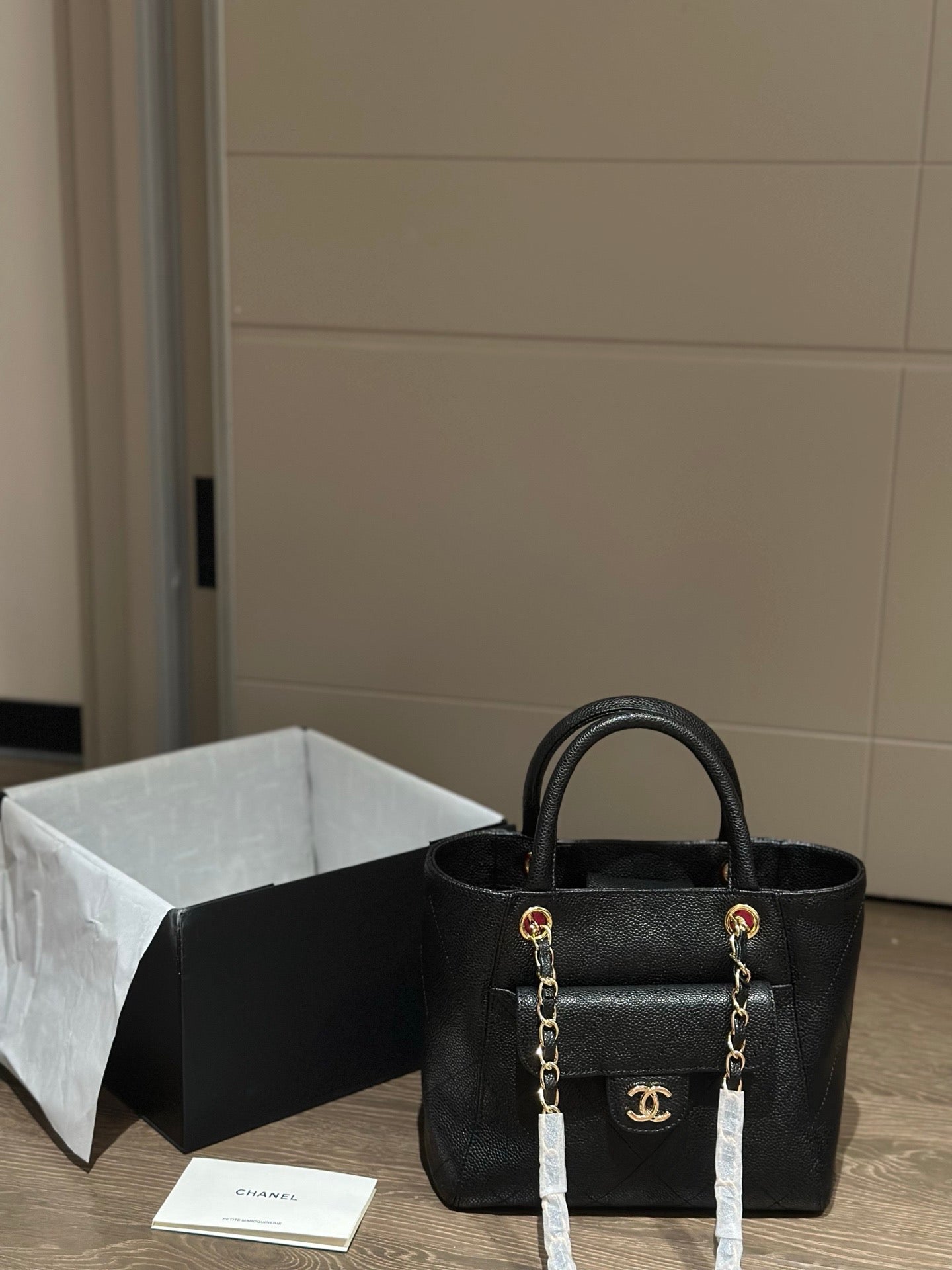 CC 26P Tote Bag
