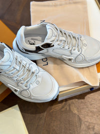 LOU Olympia Sneakers