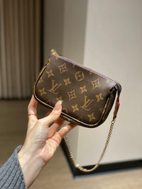 LOU Mini Pochette