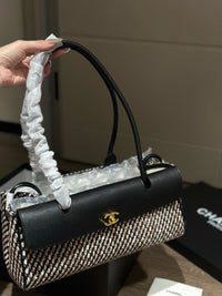CC 26s Tweed Urban Shopping Bag
