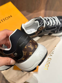 LOU Olympia Trainers