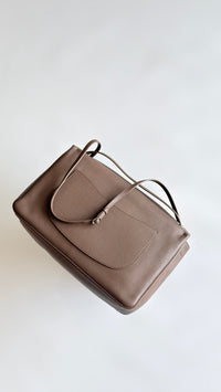 CC Maxi Flapbag