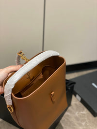 SL Le 37 Bucket Bag