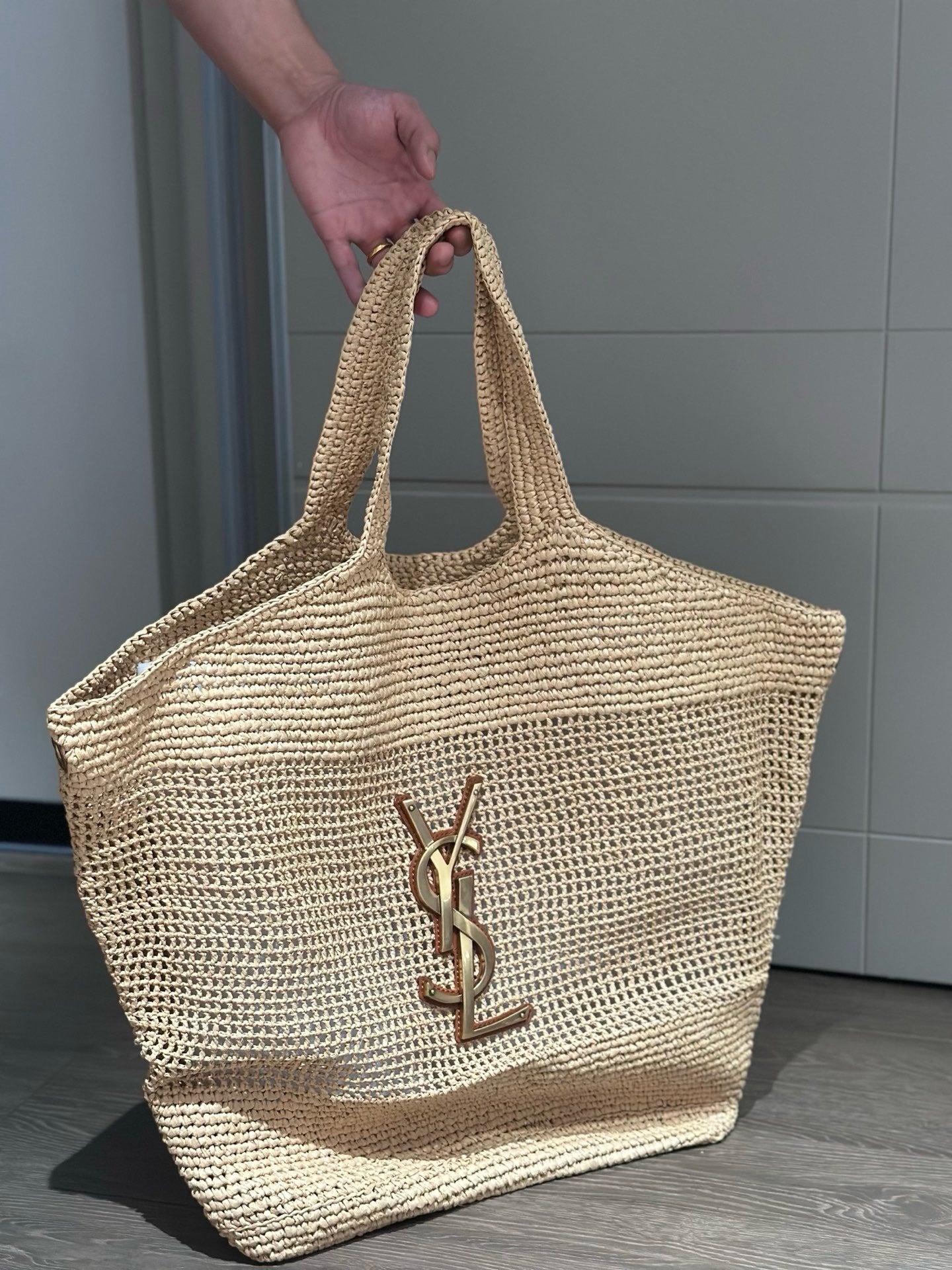 Icare Maxi Tote Bag