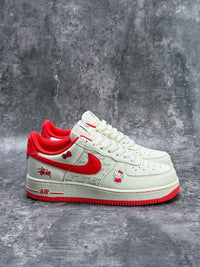 NIKE Air Force 1 x Hello Kitty
