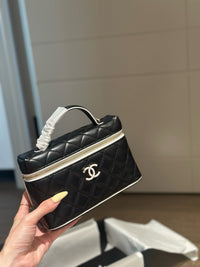 CC 26s Vanity Bag
