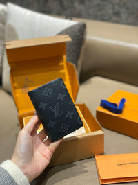 LOU Pocket Organizer