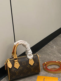 LOU Nano Speedy Bag