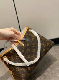 LOU CarryAll Bag