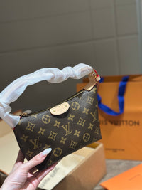 LOU Hills Bag