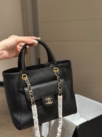 CC 26P Tote Bag